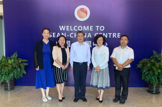陳德海秘書長會見德州市外辦主任宋小美
