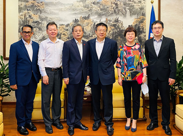 陳德海秘書長(zhǎng)會(huì)見貴州省人民政府外事辦公室主任張漢林一行