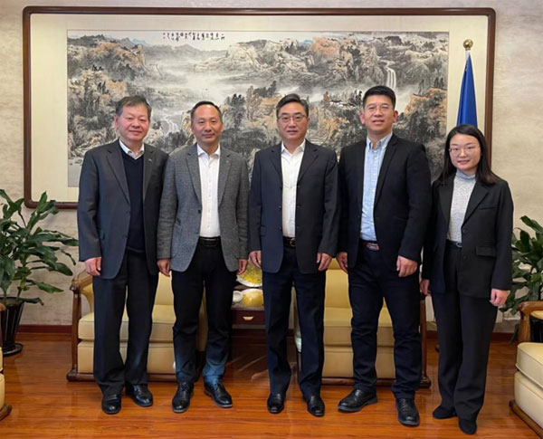 史忠俊秘書長會(huì)見中國服務(wù)貿(mào)易協(xié)會(huì)副會(huì)長兼秘書長仲澤宇