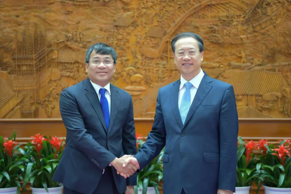 外交部副部長馬朝旭會(huì)見越南常務(wù)副外長阮明羽