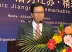 印尼鷹航中國華北區(qū)總經(jīng)理穆嘉諾介紹印尼旅游機遇